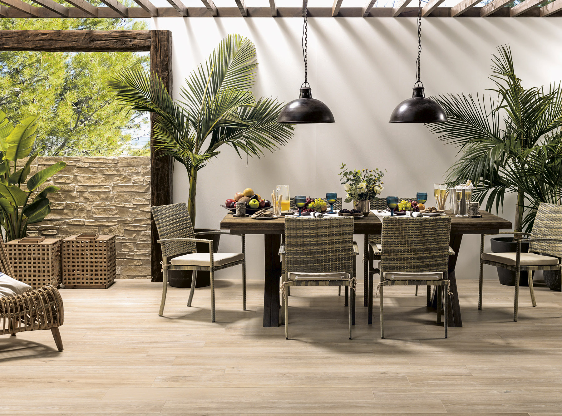 Terraza estilo tropical